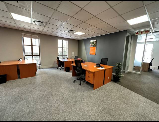 463M² OFFICE TO LET IN ROSEBANK